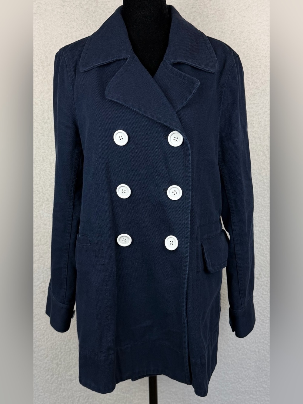 J. CREW • Navy/White Heavyweight Cotton Twill Double-Breasted Peacoat, 6 - Picture 4 of 14